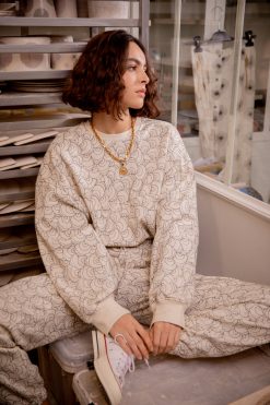 Heimstone Harlem Jumper In Seashell Printed Fleece Three Seven Paris