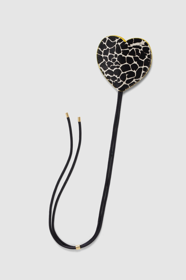 Heimstone The Minis - Long Heart Keychain In White Giraffe Printed Leather 3 Heimstone The Minis - Long Heart Keychain In White Giraffe Printed Leather