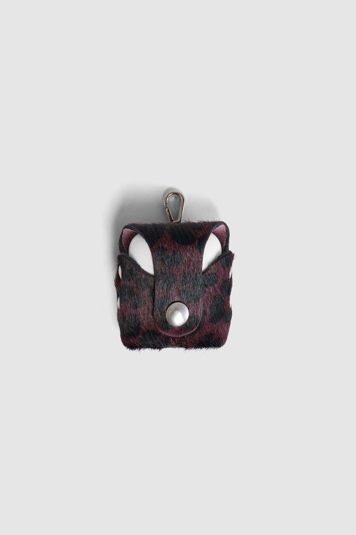 Heimstone Airpods Case In Burgundy Leopard Printed Leather 3 Heimstone Airpods Case In Burgundy Leopard Printed Leather